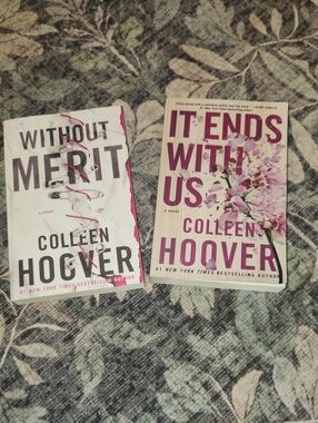 Colleen Hoover 2 Book Bundle: Without Merit And It Ends With Us